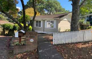 31 Gladys Avenue, Glenfield