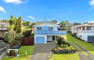 12 Celeste Place, Totara Vale