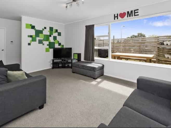 72 Tatariki Street, Rosehill