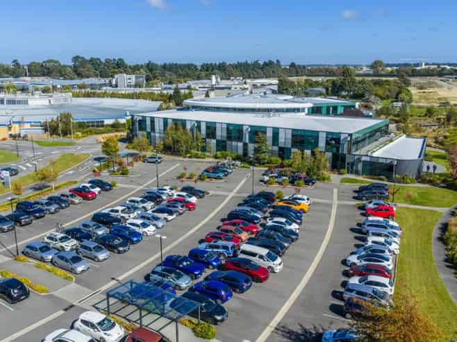 Acquire a landmark Christchurch technology campus