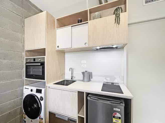 G06A/2 Campbell Terrace, Petone