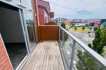 304B/ Hobsonville Point Road, Hobsonville