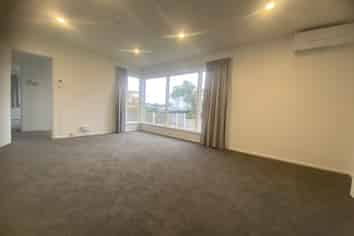 46 Stewart Dr, Newlands