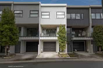 25/5 Perekia Street, Albany