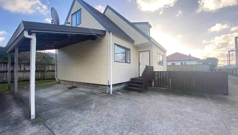 2/ Portage Road, Papatoetoe