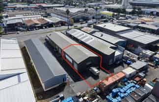 Central Onehunga industrial - 226sqm