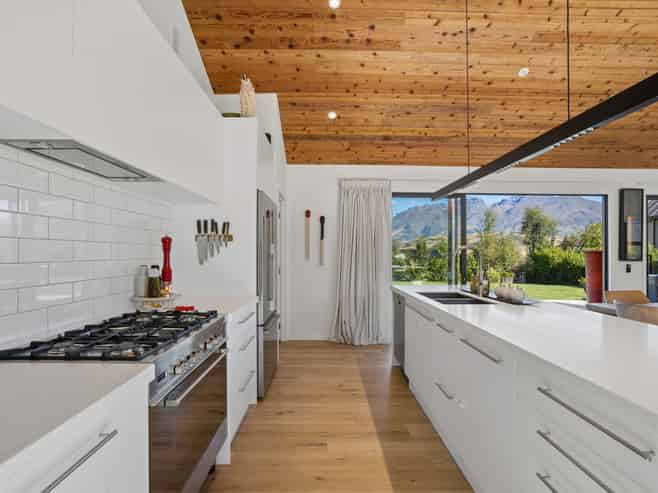 4 Durness Court, Jacks Point