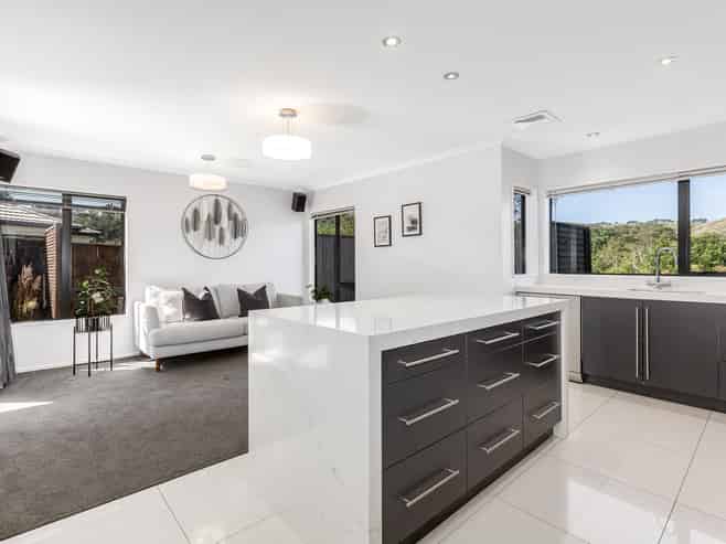 59 Te Puia Drive, Aotea