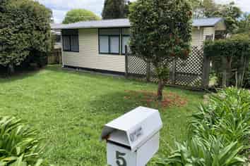 5 Aorangi Road, Paraparaumu