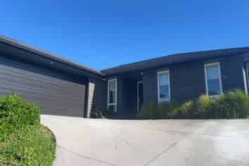 44  Sharman Place, Pyes Pa