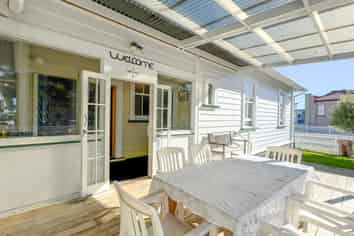 314 Brown Street, Thames