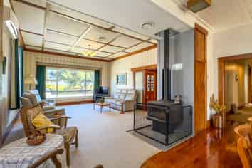 314 Brown Street, Thames