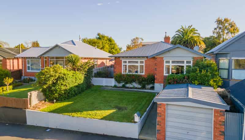 217 North Street, West End