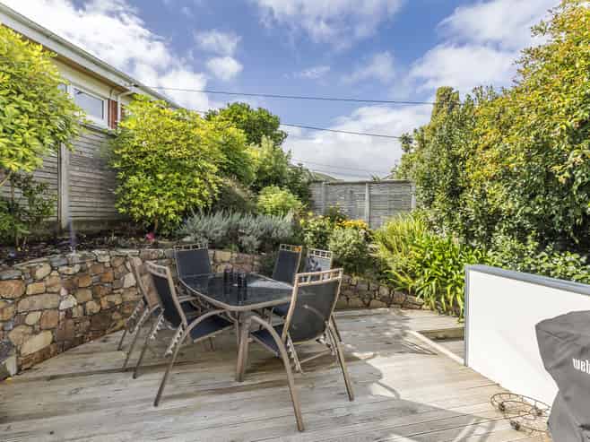 13 Kowhai Street, Tawa