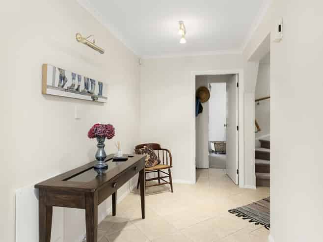 13 Kowhai Street, Tawa