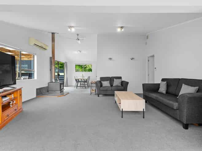 1/164 Ti Rakau Drive, Pakuranga