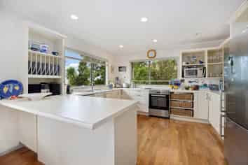 19 County Road, Torbay