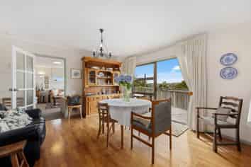 19 County Road, Torbay