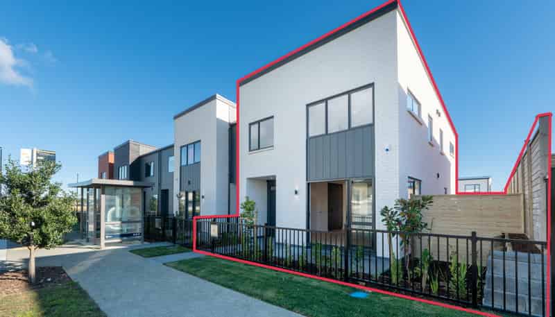98 Mahutonga Avenue, Beachlands