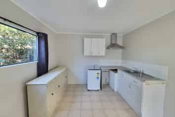 9B Mahon Place, Papatoetoe