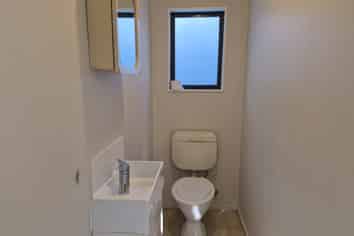 9B Mahon Place, Papatoetoe