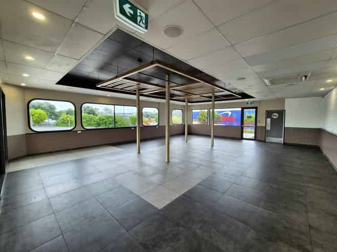 Prime Drive-Through Opportunity, High Profile Site