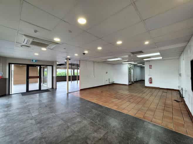 Prime Drive-Through Opportunity, High Profile Site