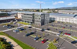 A-grade office at Waterloo Business Park