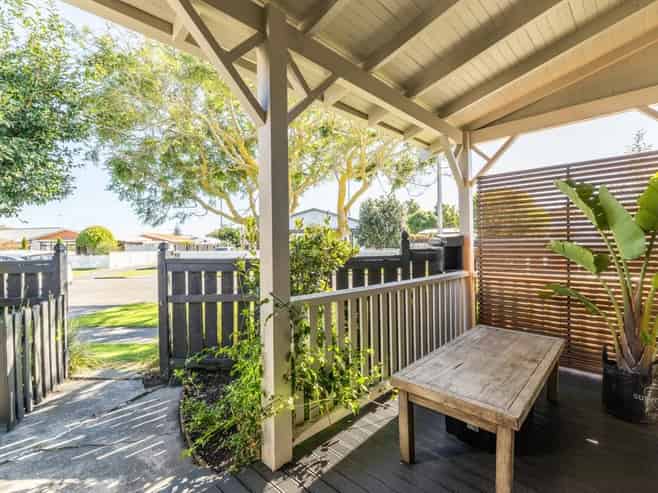 Hawkes Bay - Address withheld