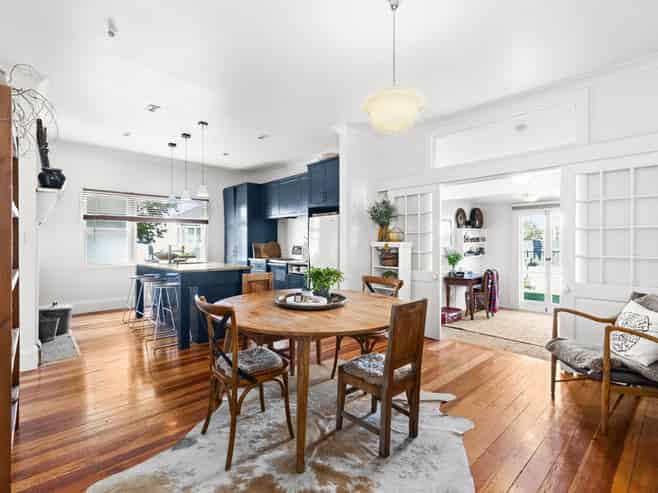 Hawkes Bay - Address withheld