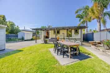 74 Clarence Cox Crescent, Pirimai