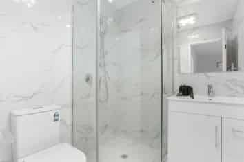 2/ Ventura Street, Mangere