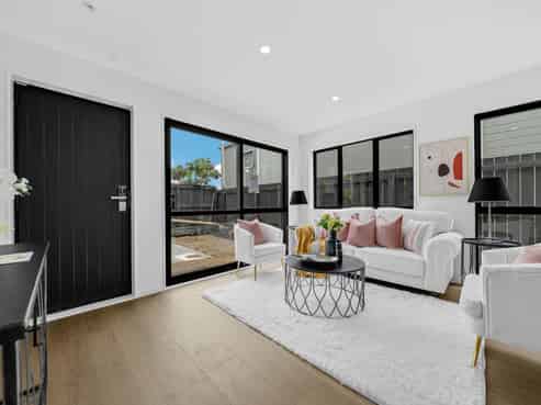 3/525 Massey Road, Mangere