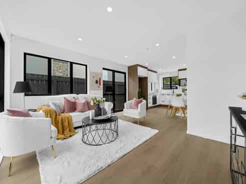3/525 Massey Road, Mangere