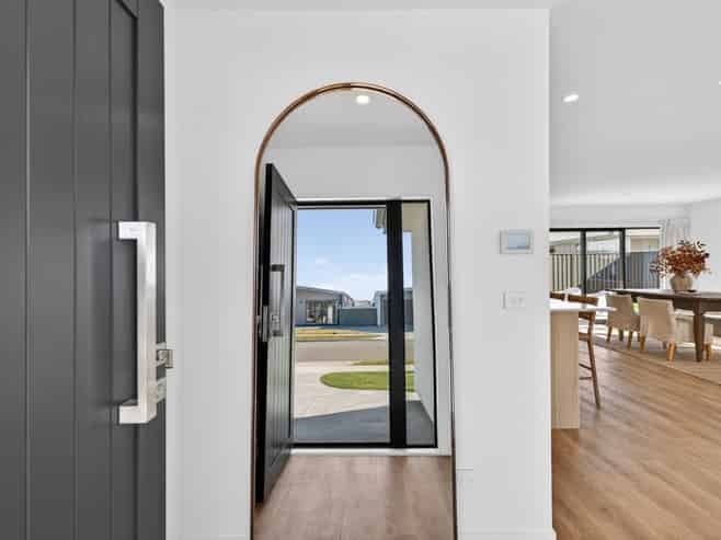 49 Wai Whatu Street, Meeanee