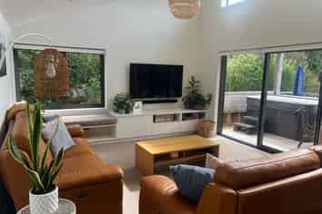 230A Beach Road, Campbells Bay