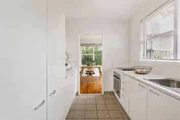 U/270 Sunset Road, Windsor Park