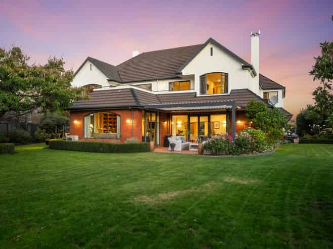 14 Regents Park Drive, Casebrook