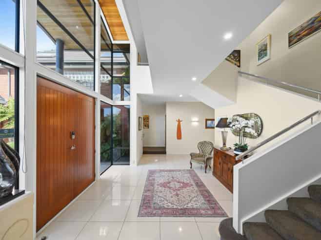 14 Regents Park Drive, Casebrook