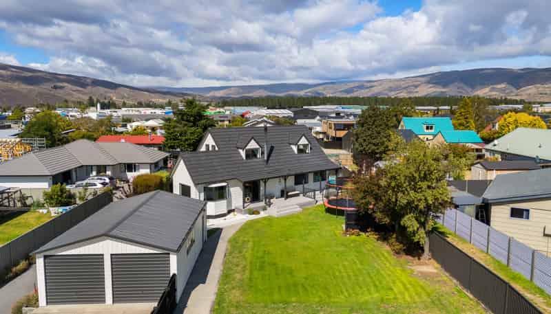 8 Gavan Street, Cromwell