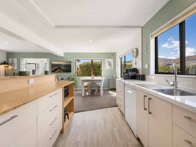 8 Gavan Street, Cromwell