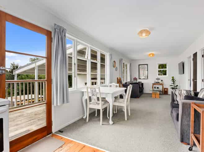 6 Cornel Circle, Snells Beach