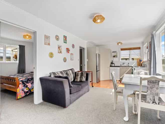 6 Cornel Circle, Snells Beach