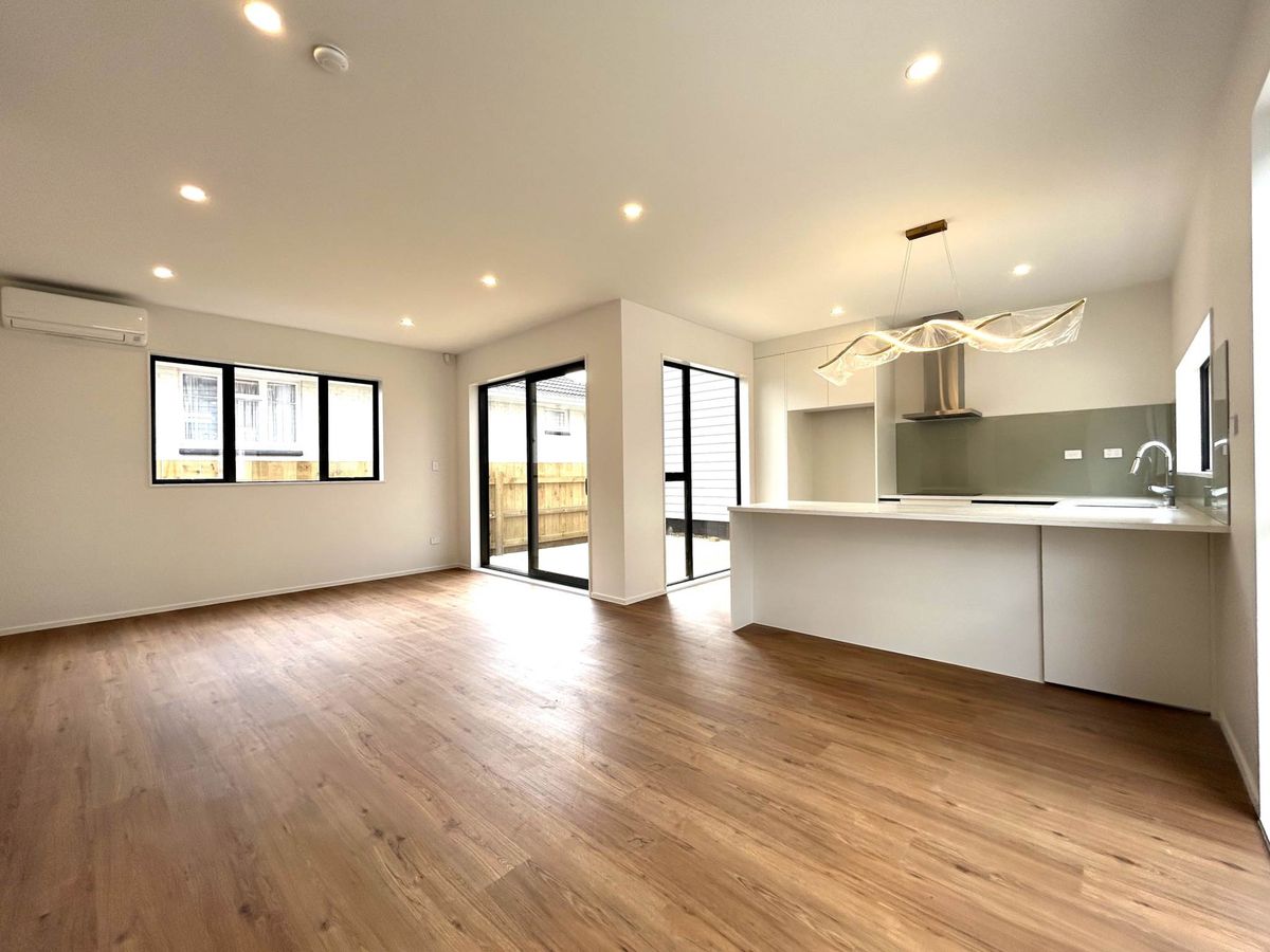 Brand New 4 Bedroom House - Ansicht 3