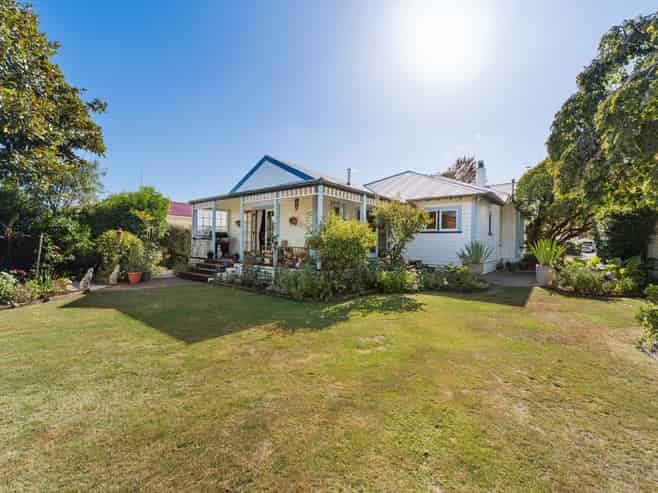 136 Russell Street, Palmerston North