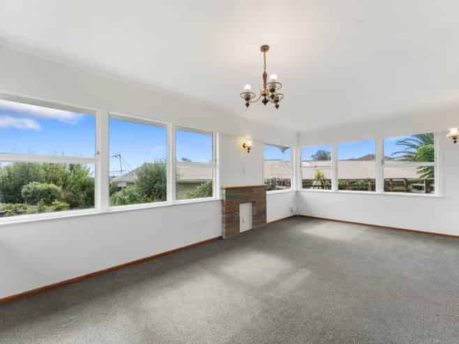 50 McFadzean Drive, Blockhouse Bay