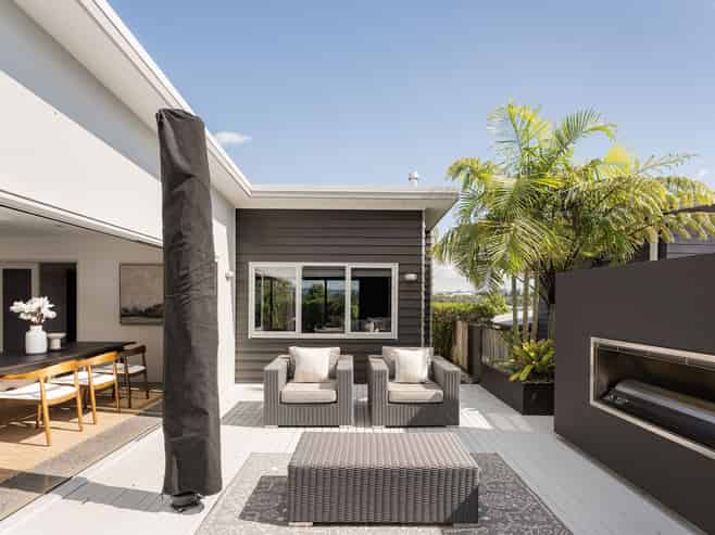 49 Caldera Crescent, Pyes Pa