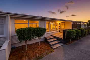 2/113 Maich Road, Manurewa