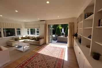 109 Tomes Road, Saint Albans