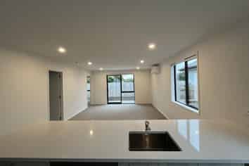 51 Rorotu Ave , Karaka